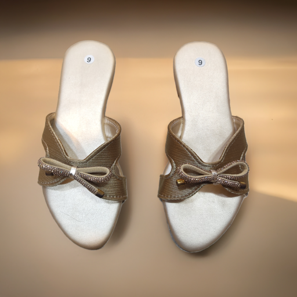Fluffy Knot Flat Slippers