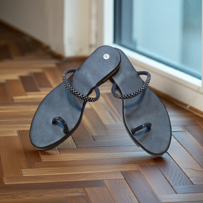 Sleek Ring Flat Slippers