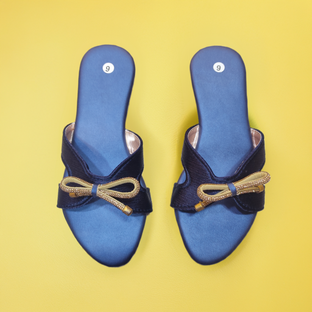 Fluffy Knot Flat Slippers